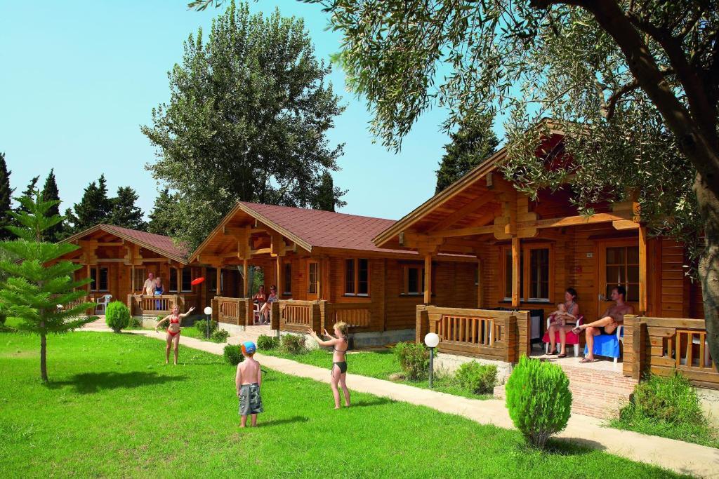 Sandy'S Studios Apartments & Log-Villas Kos Town Exterior photo