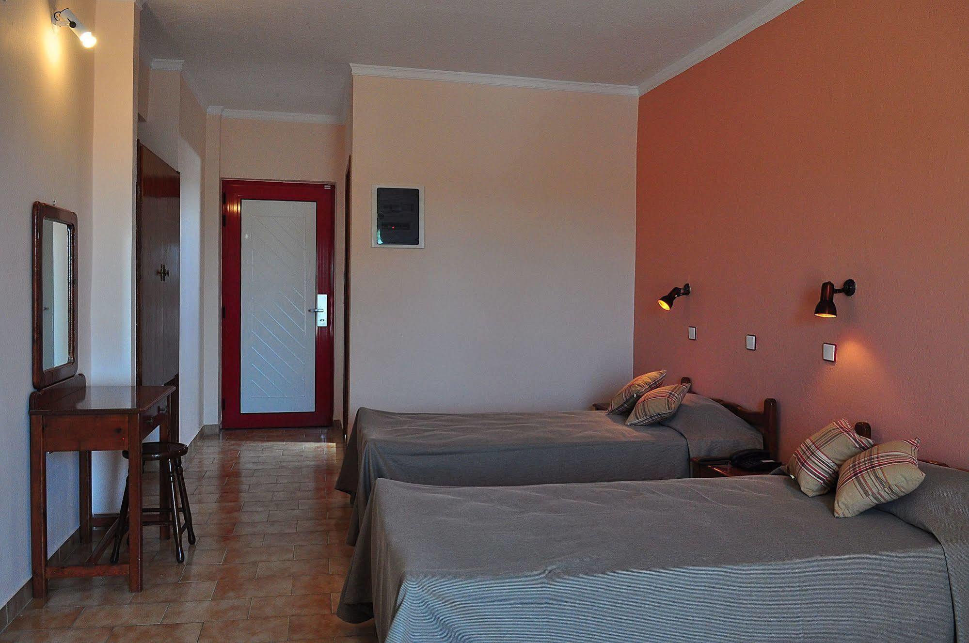 Sandy'S Studios Apartments & Log-Villas Kos Town Exterior photo